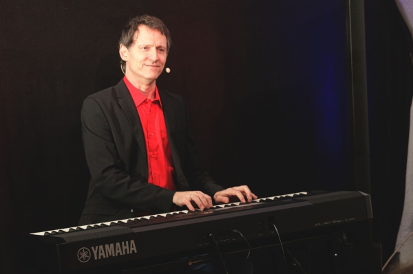 Konstantin Schmidt004
